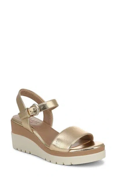 Naturalizer Graciela Wedge Sandal In Brown