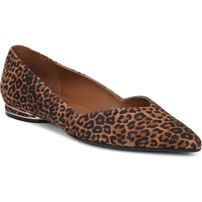 Naturalizer Havana Pointed Toe Flat In Animal Print
