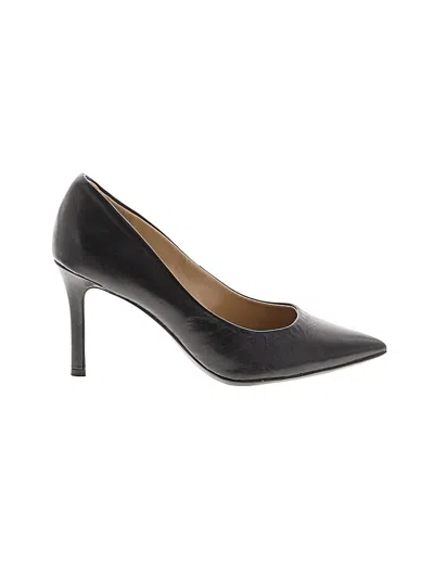 Pre-owned Naturalizer Heels In Black