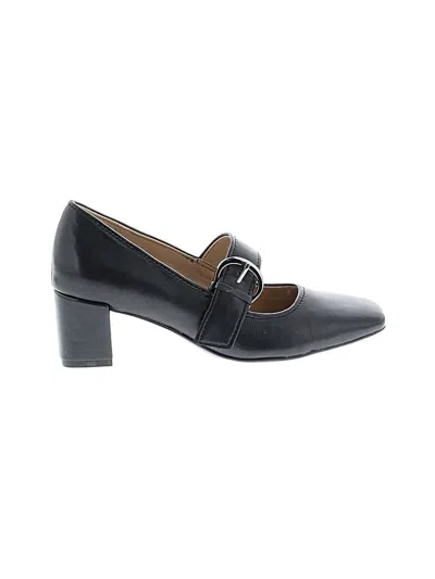 Pre-owned Naturalizer Heels In Black
