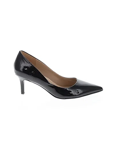 Pre-owned Naturalizer Heels In Black