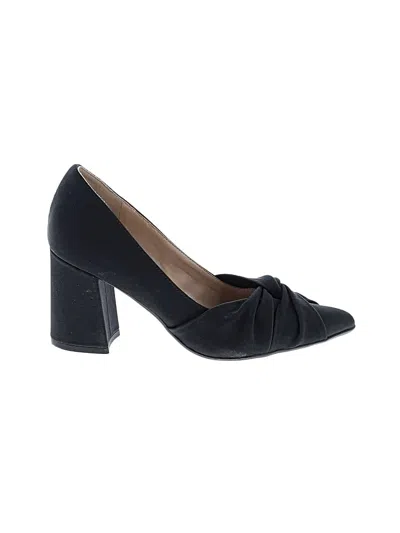 Pre-owned Naturalizer Heels In Black