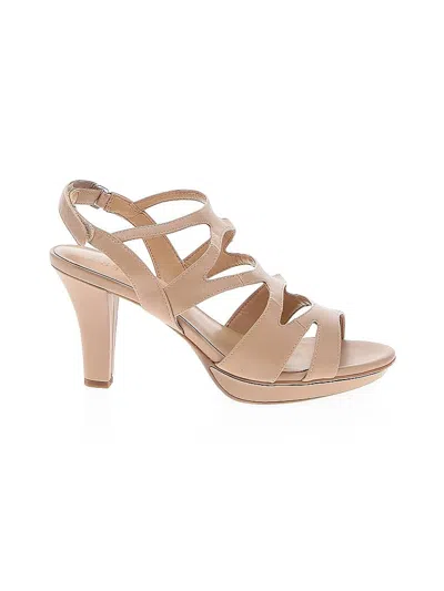 Pre-owned Naturalizer Heels In Brown