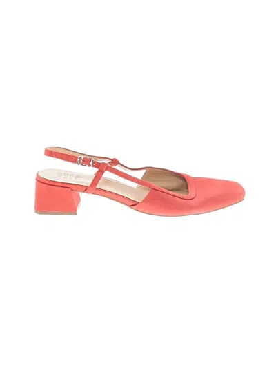 Pre-owned Naturalizer Heels In Pink