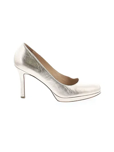 Pre-owned Naturalizer Heels In Silver
