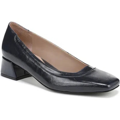 Naturalizer Huntley Square Toe Pump