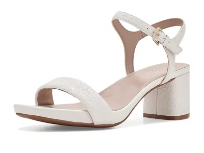 NATURALIZER IZZY STRAPPY SANDALS