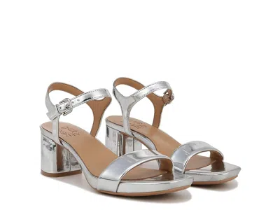 Naturalizer Izzy Ankle Straps In Silver