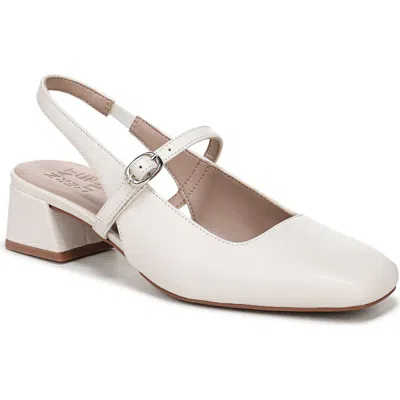 Naturalizer Jalee Slingback Pump