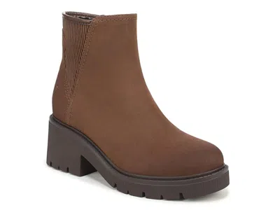 Naturalizer Janet Platform Bootie In Chocolate