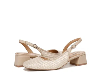 Naturalizer Jayla2 Slingbacks In Neutral