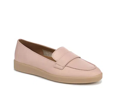 Naturalizer Karis Loafer In Pink