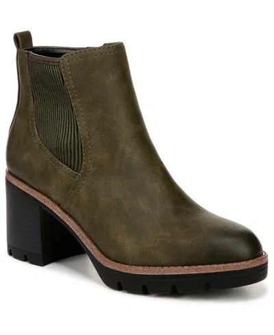 Naturalizer Madalynn-gore Lug Sole Booties In Moss Green Faux Leather