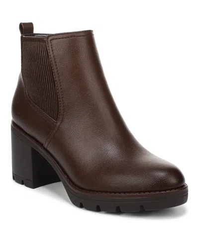 Naturalizer Madalynn-gore Water Resistant Lug Sole Chelsea Booties In Brown