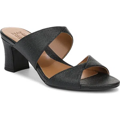 Naturalizer Nessa Slide Sandal In Black
