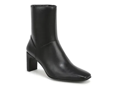 Naturalizer Nona Bootie In Black
