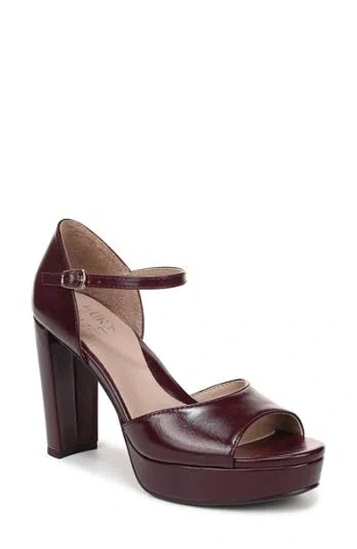 Naturalizer Novi Platform Sandal In Burgundy