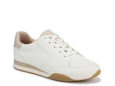 Naturalizer Patricia Sneaker In White