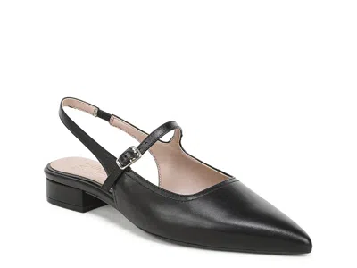 Naturalizer Sadie Flat In Black Leather