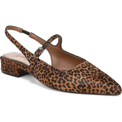 Naturalizer Sadie Pump In Brown