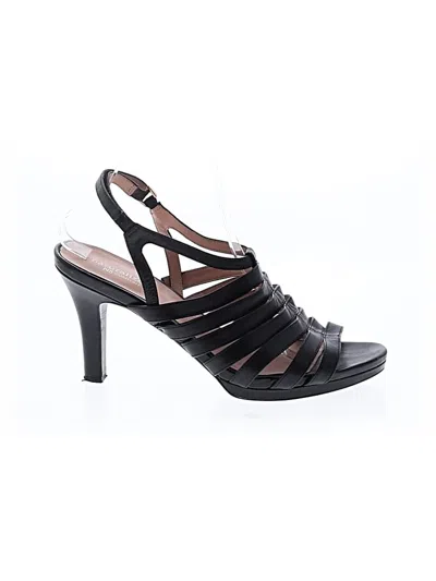 Pre-owned Naturalizer Sandals In Black