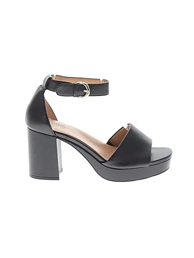 Pre-owned Naturalizer Sandals In Black