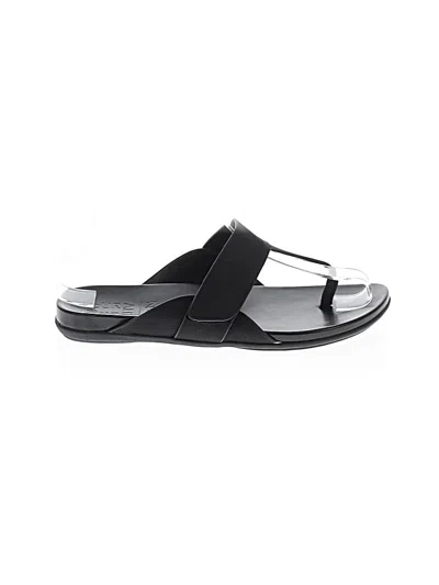 Pre-owned Naturalizer Sandals In Black