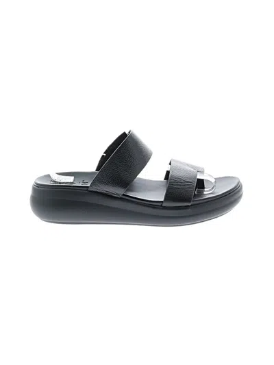 Pre-owned Naturalizer Sandals In Black