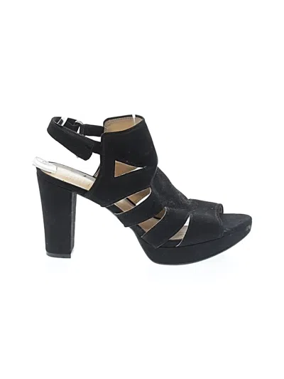 Pre-owned Naturalizer Sandals In Black