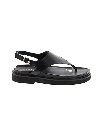 Pre-owned Naturalizer Sandals In Black