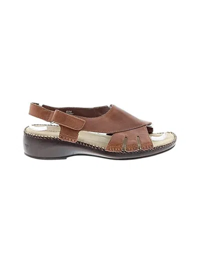 Pre-owned Naturalizer Sandals In Brown