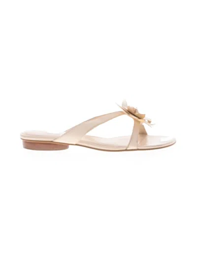 Pre-owned Naturalizer Sandals In Ivory