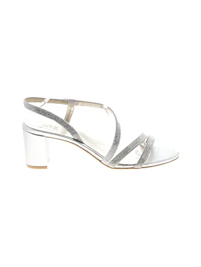 Pre-owned Naturalizer Sandals In Silver