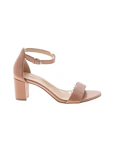 Pre-owned Naturalizer Sandals In Tan