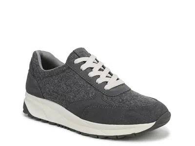 Naturalizer Shay Sneaker In Gray