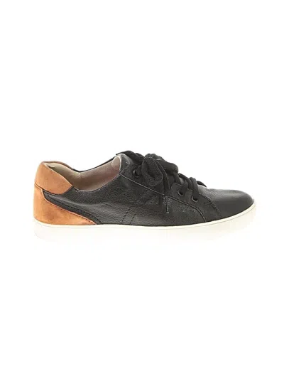 Pre-owned Naturalizer Sneakers In Black