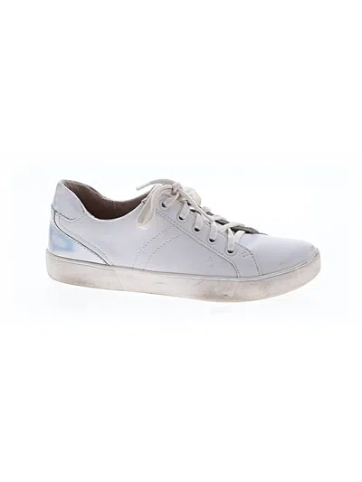 Pre-owned Naturalizer Sneakers In White