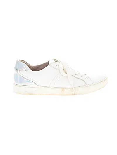 Pre-owned Naturalizer Sneakers In White