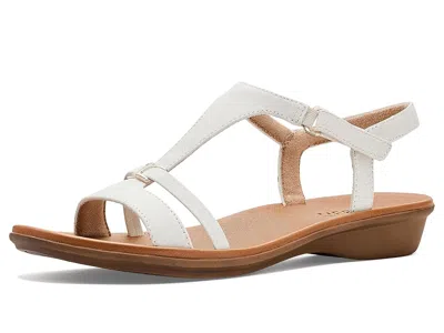 Naturalizer Sofia In White