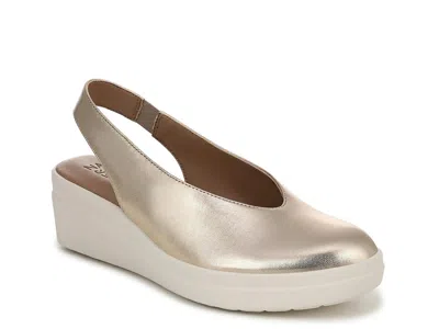 NATURALIZER NATURALIZER SUTTON PUMP