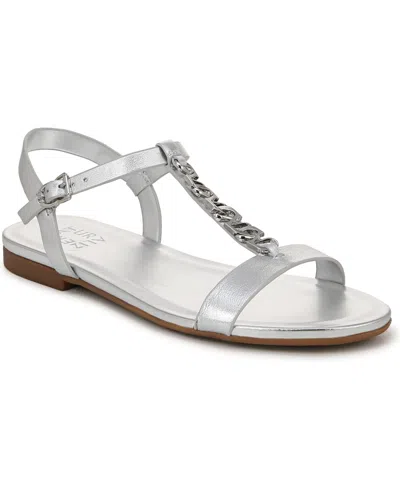 Naturalizer Teach T-strap Flat Sandals In Silver Leather
