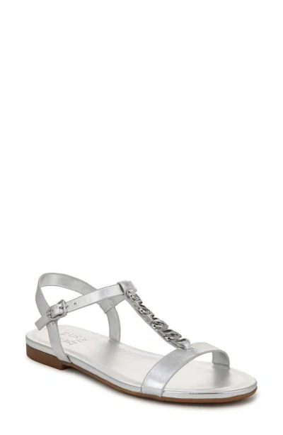 Naturalizer Teach T-strap Flat Sandals In Silver Leather