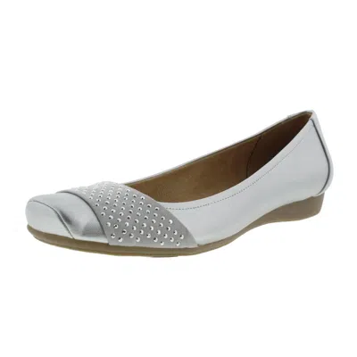 Naturalizer Vine Womens Metallic Embellished Flats In Silver