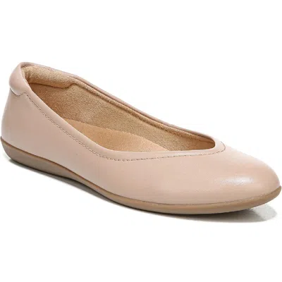 NATURALIZER VIVIENNE WOMENS SLIP ON FLATS