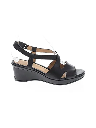 Pre-owned Naturalizer Wedges In Black