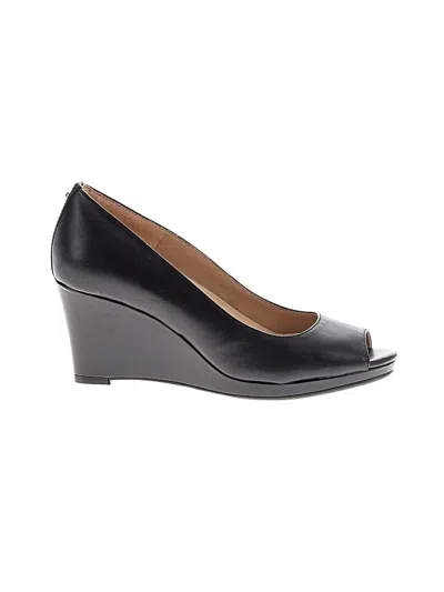 Pre-owned Naturalizer Wedges In Black