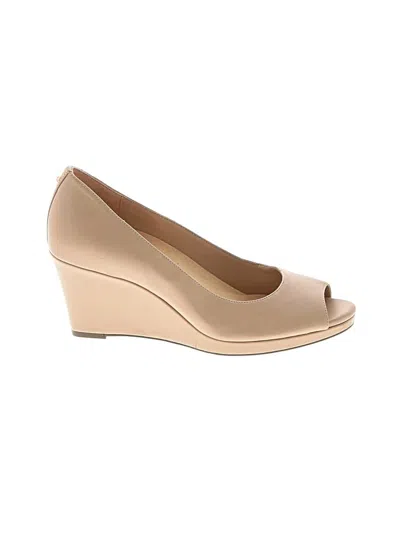 Pre-owned Naturalizer Wedges In Brown