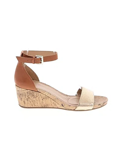 Pre-owned Naturalizer Wedges In Tan