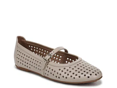 Naturalizer Wide Width Aria Mary Jane Flat In Gray