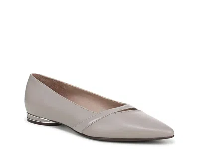 Naturalizer Wide Width Bria Flat In Gray